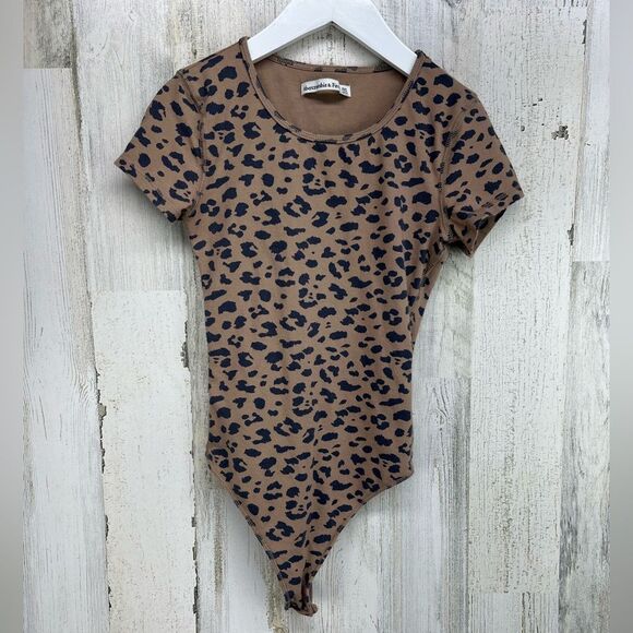 Abercrombie & Fitch Leopard Print Short Sleeve Body Suit Womens XXS - Picture 4 of 7